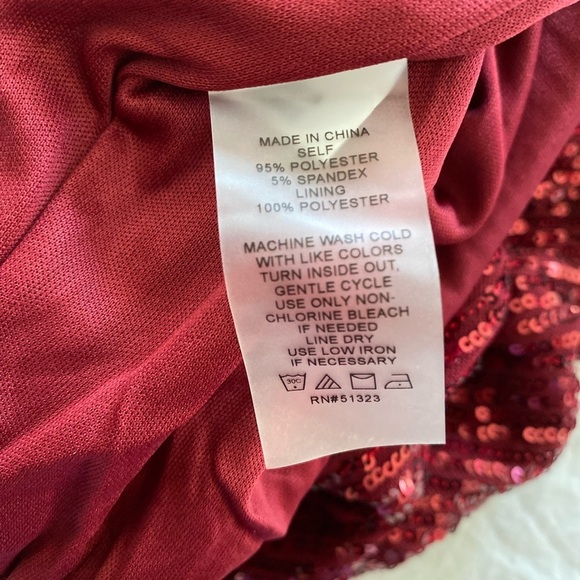Vince Camuto Red Wine Holiday Sequin Stretchy Event Midi Skirt size xl - Picture 7 of 9